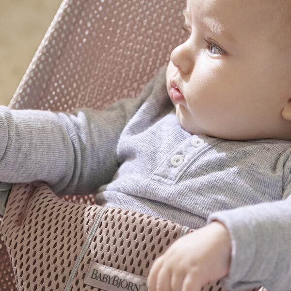 BabyBjörn Transat Bliss Mesh Rose Poudré