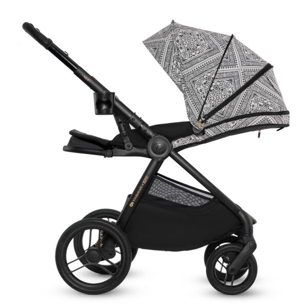 ebbbb483-d8f9-4694-8613-d5b8da0849dc Poussette polyvalente NEA 2 - Lunar Black