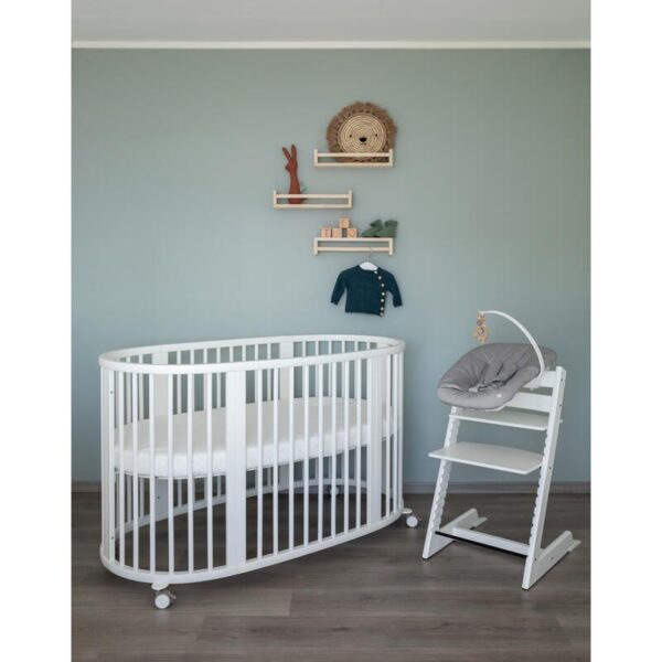 sleepi_bed-white_tt-newborn_220530_0861 Lit bébé évolutif Sleepi White - STOKKE